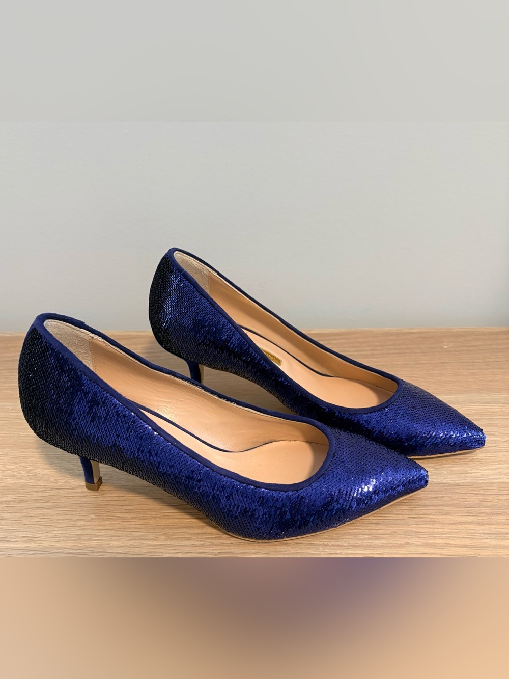 Atos Lombardini Sapphire Blue Sequin Kitten Heel Pumps EU 36 NWOT